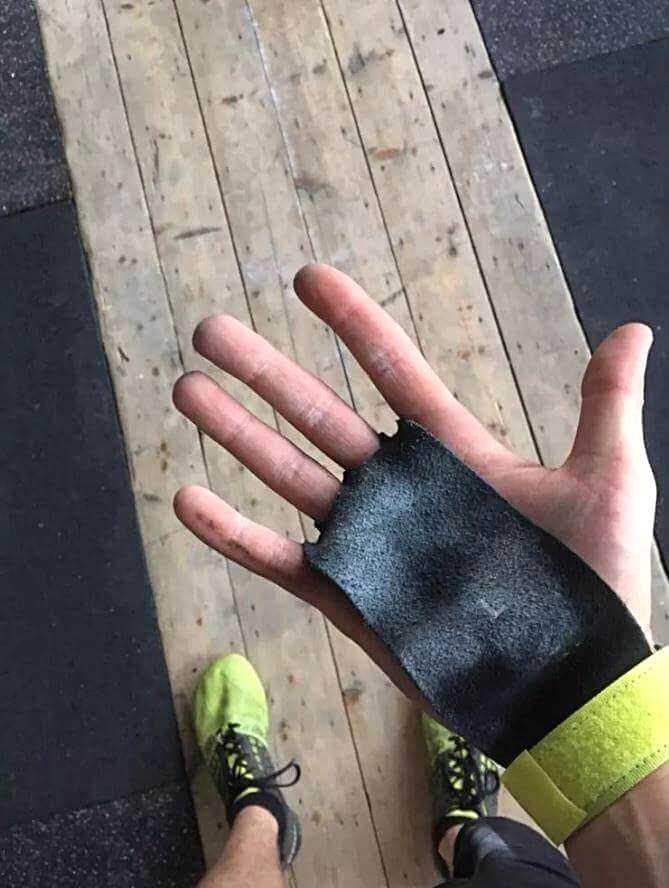 Manique CrossFit en Cuir Synthétique 1mm " KIPPING "